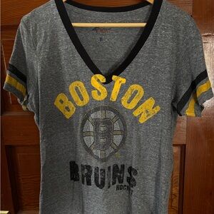Boston Bruins Gray V-Neck Tee